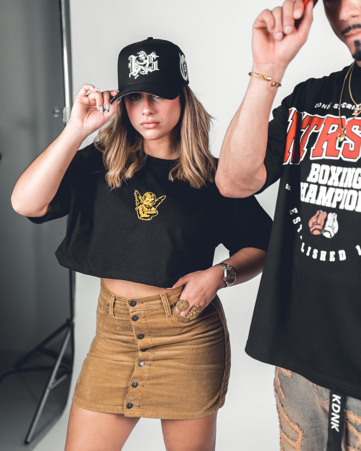 INTRSTLR Clothing Co. - Basic Croptop Tee (Black/Gold)ππ