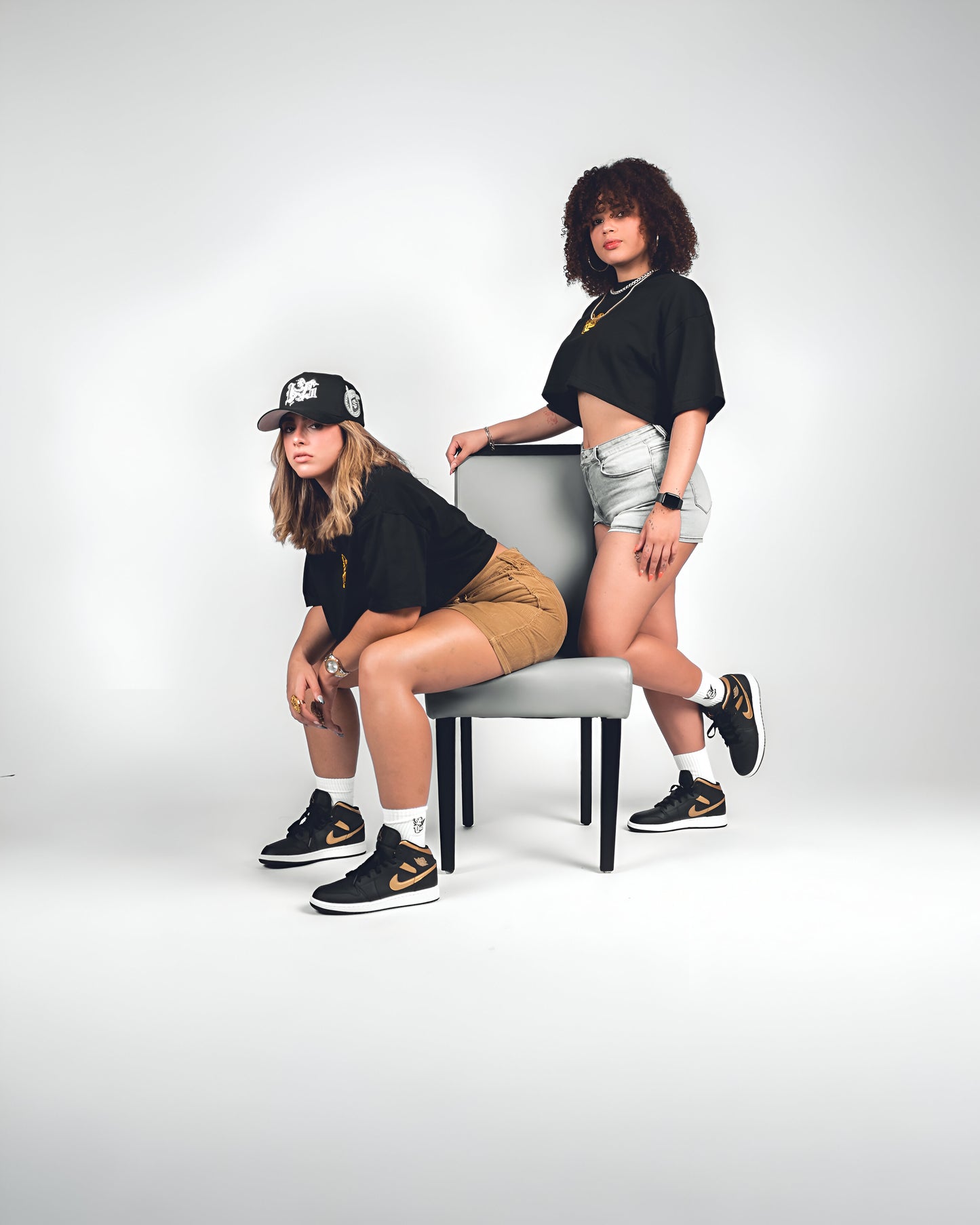 INTRSTLR Clothing Co. - Basic Croptop Tee (Black/Gold)ππ