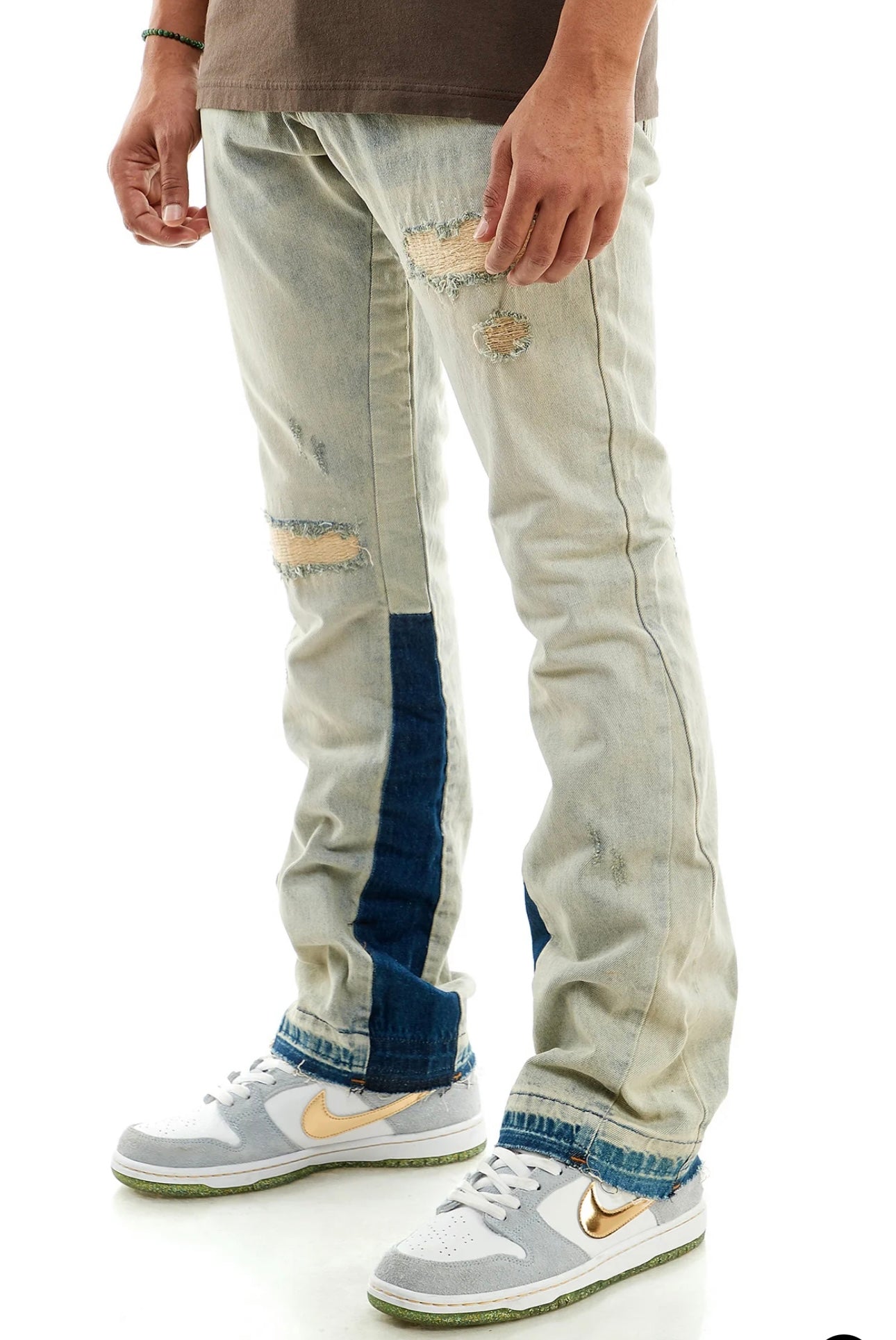 KDNK RIP & REPAIR FLARE JEANS
